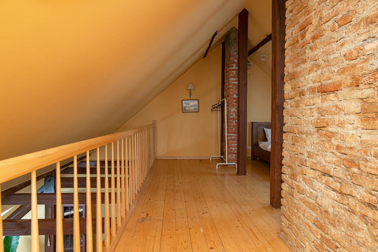 Spacious 2-Bedroom Apartment With Sauna In Vilnius Old Town By Urban Rent Exteriör bild
